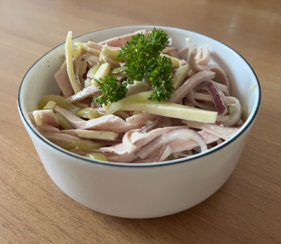 Sächsischer Wurstsalat mit Käse